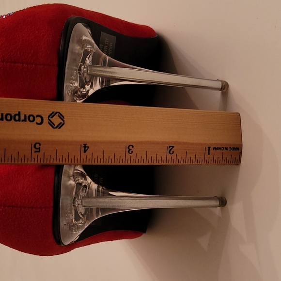 Red Crystal "Sexy Girl" High Heels 👠 - Picture 4 of 16